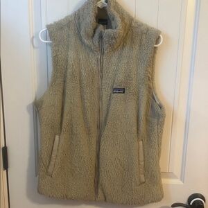 Patagonia Sherpa Fleece Vest in Tan